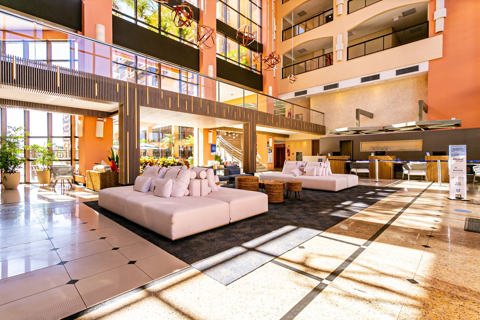 Conforto em Jurerê resort beira mar JBV173 | Seazone reservas